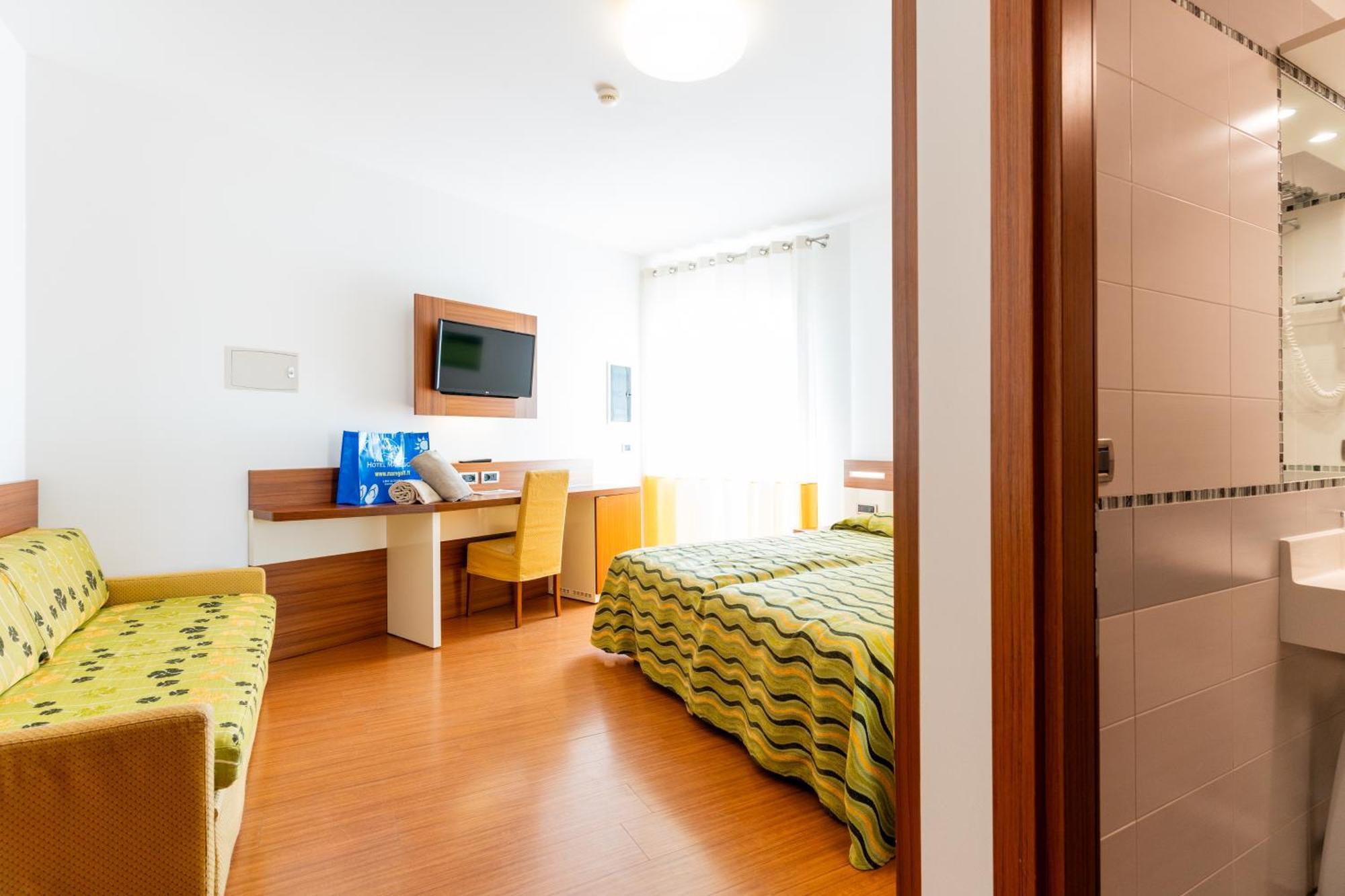 Hotel Maregolf Caorle Exterior photo