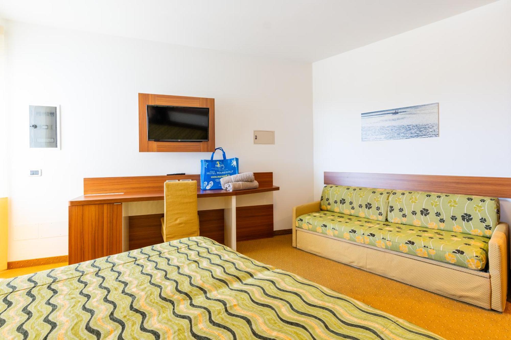 Hotel Maregolf Caorle Exterior photo